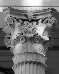 Corinthian colums support the portico